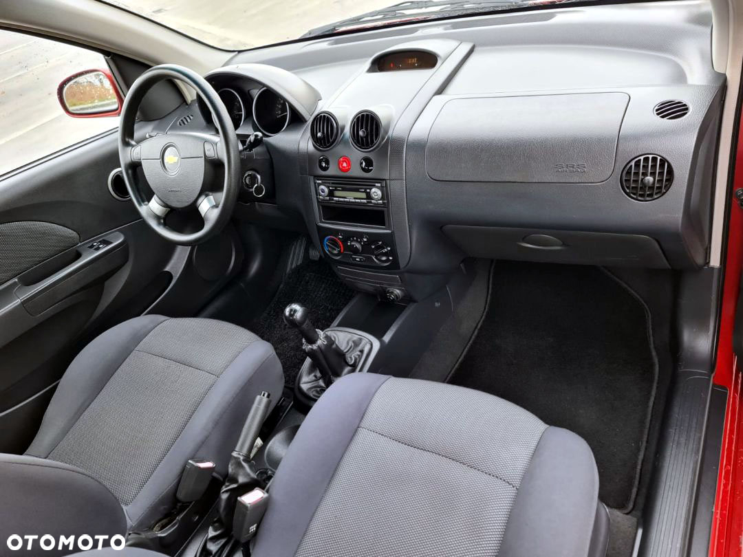 Chevrolet Kalos - 17