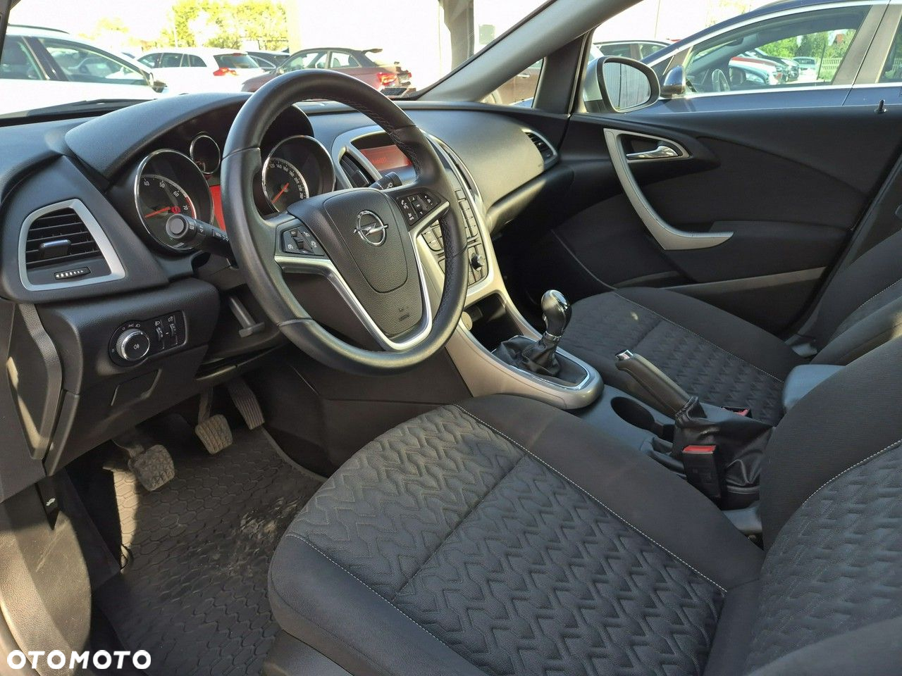 Opel Astra - 14