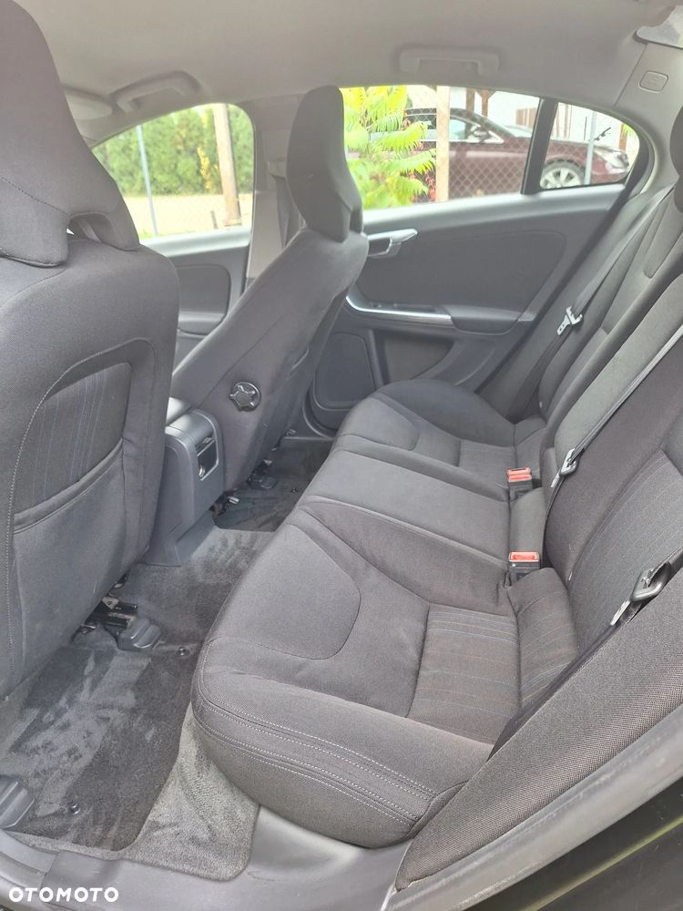 Volvo S60 2011 photo 3