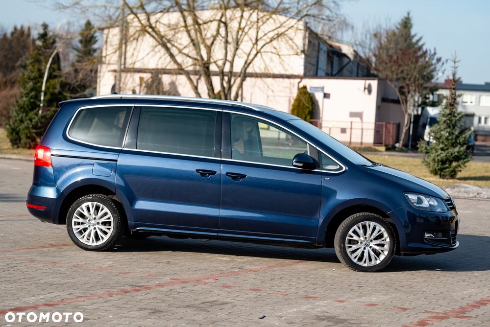 Volkswagen Sharan 2.0 TDI DSG Blue Motion Highline - 17