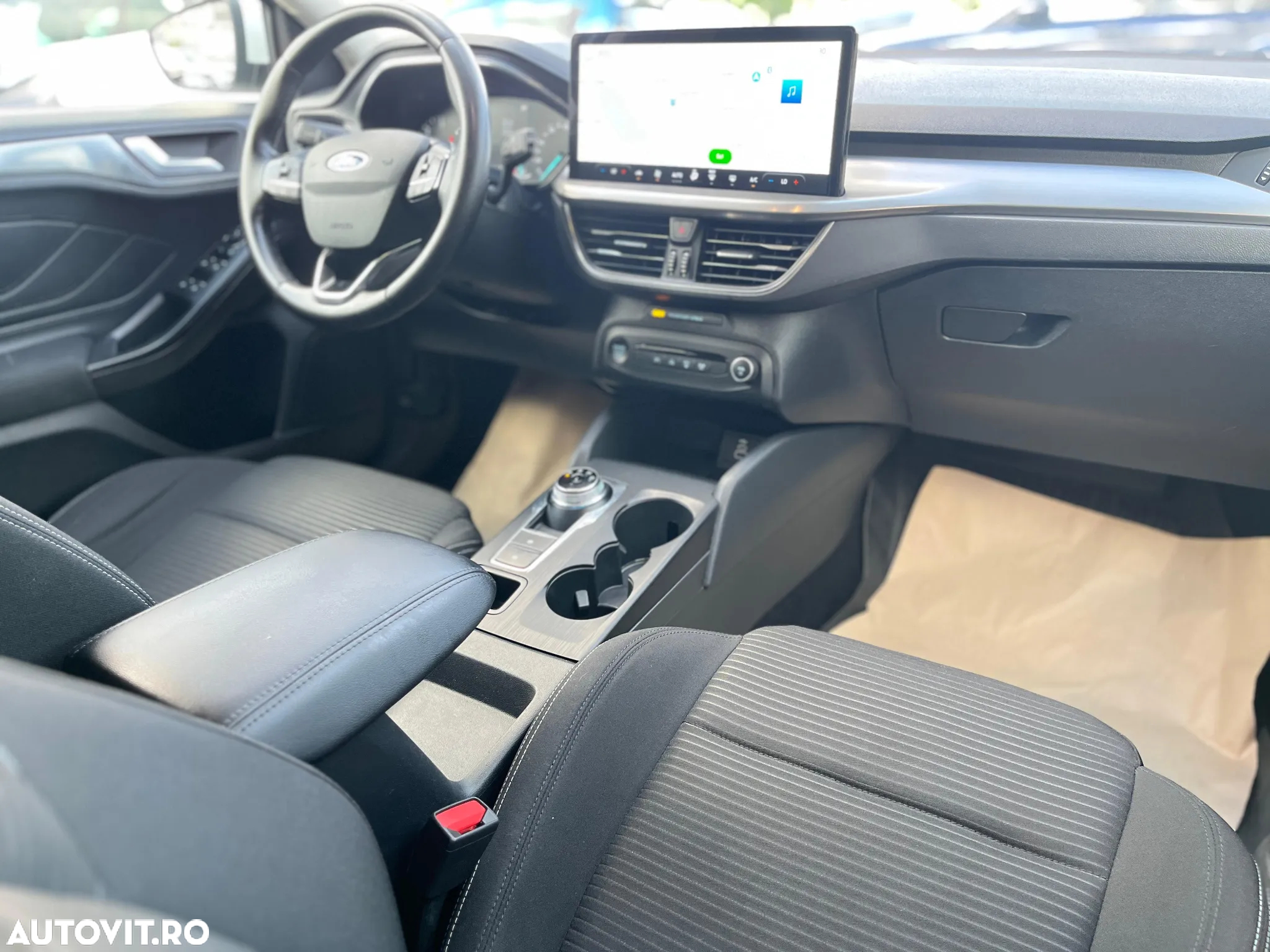 Ford Focus - 8