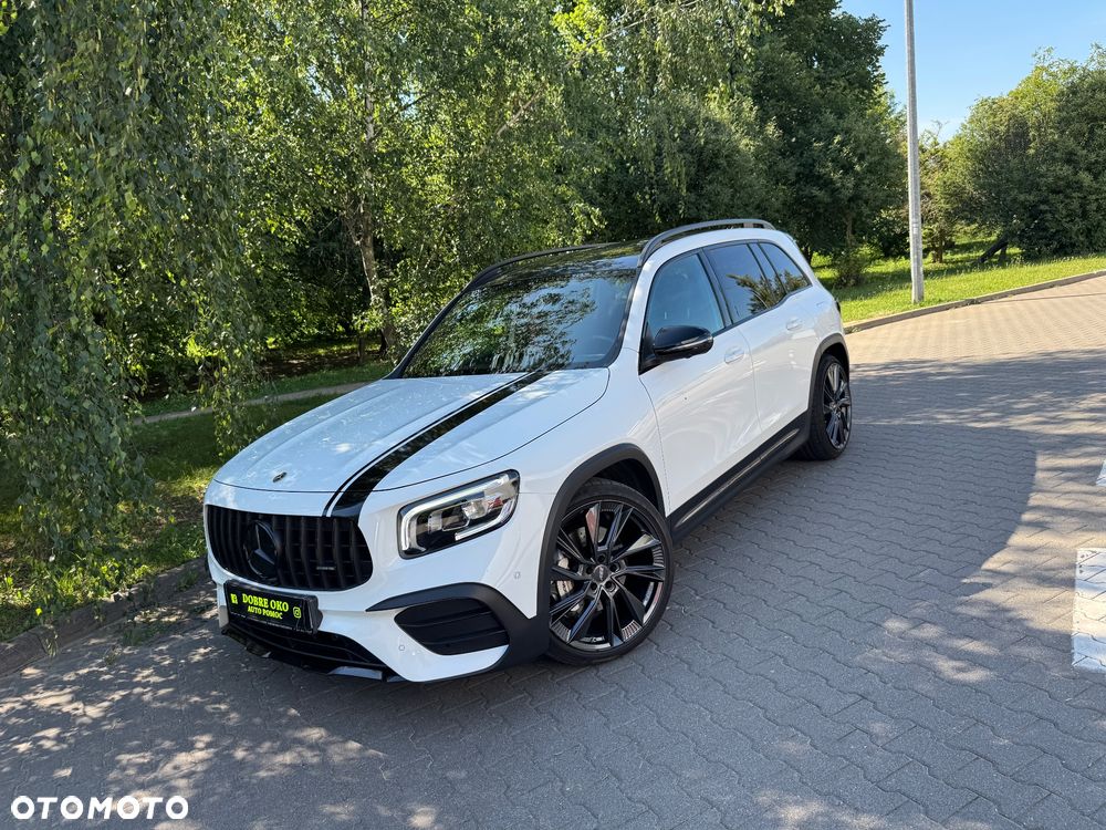 Mercedes-Benz GLB - 2
