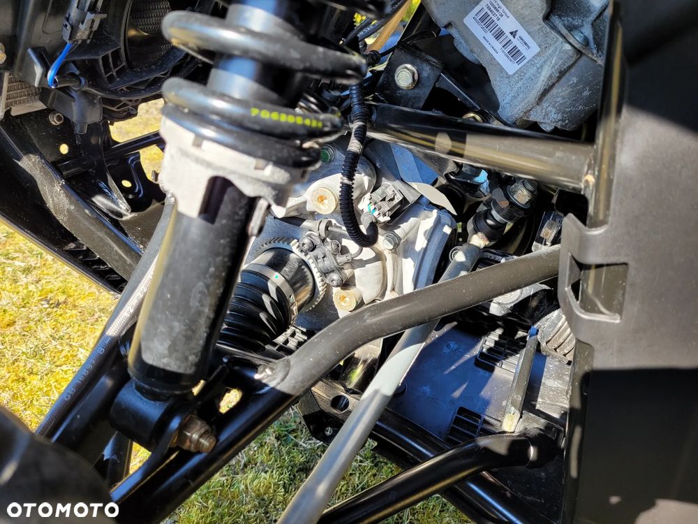 Can-Am Outlander Max - 35