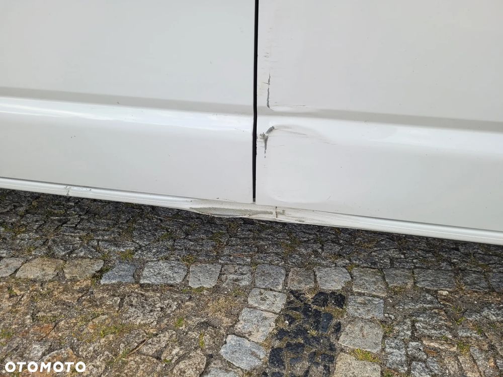 Volkswagen Transporter T6.1 - 28