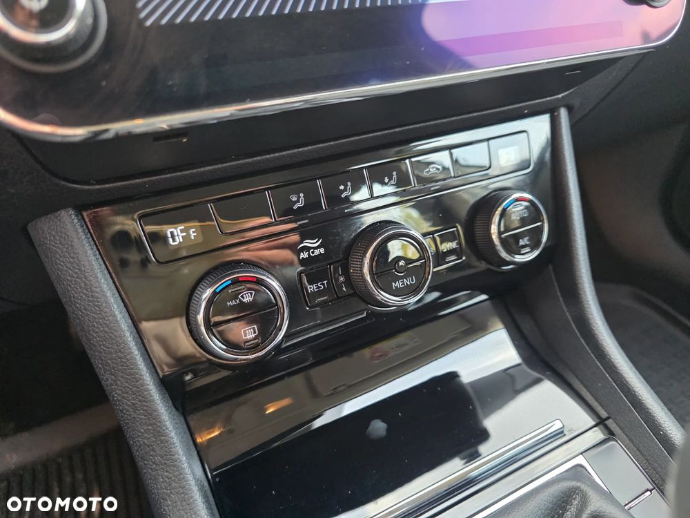 Skoda Superb 1.5 TSI ACT Ambition - 21