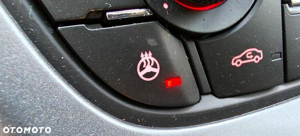 Opel Astra 1.4 Turbo Cosmo - 33
