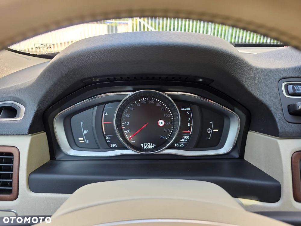 Volvo XC 70 D4 AWD Summum - 20