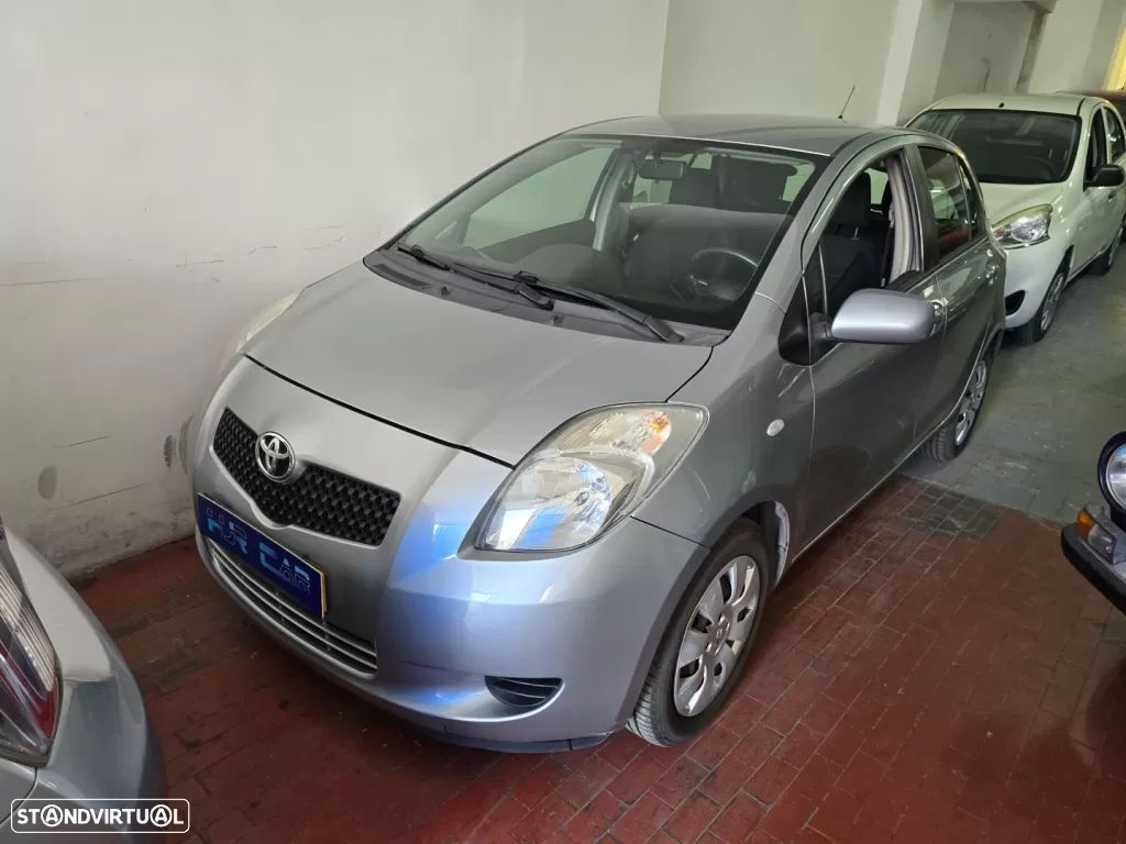 Toyota Yaris 1.0 VVT-i Rock in Rio 08 - 1