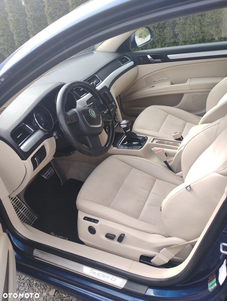 Skoda Superb 3.6 FSI 4x4 Elegance DSG - 10