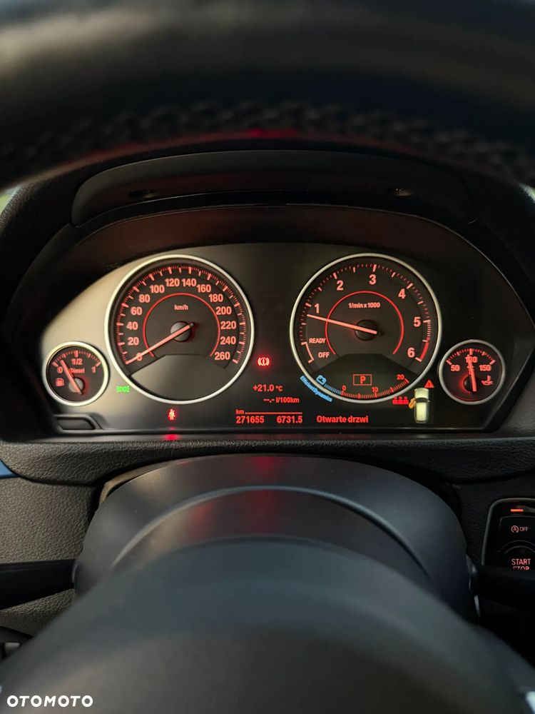 BMW Seria 3 318d M Sport Shadow - 15