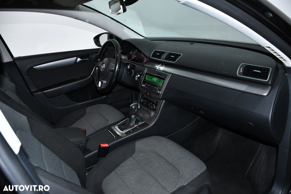 Volkswagen Passat Variant 1.4 TSI DSG BlueMotion Technology Highline - 19