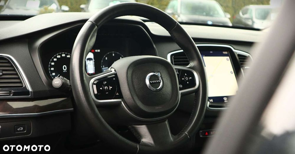 Volvo XC 90 - 13