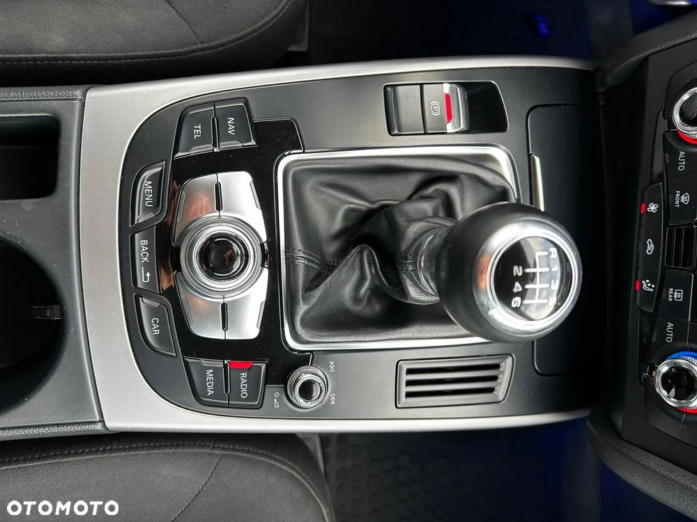 Audi A4 Limousine 2.0 TDI DPF S line Sportpaket - 19