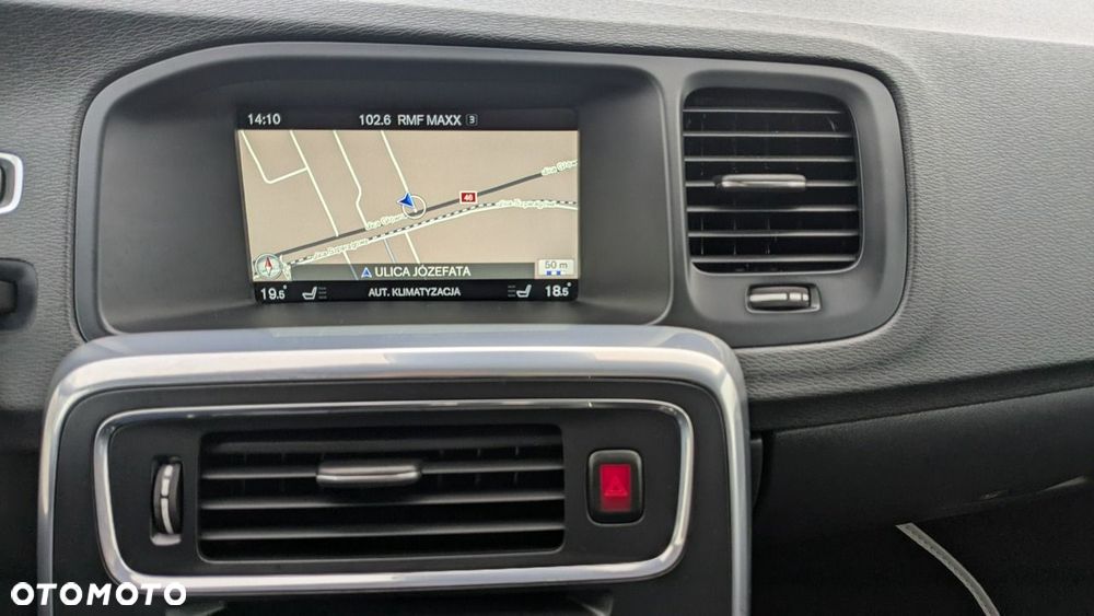 Volvo V60 D2 Kinetic - 25