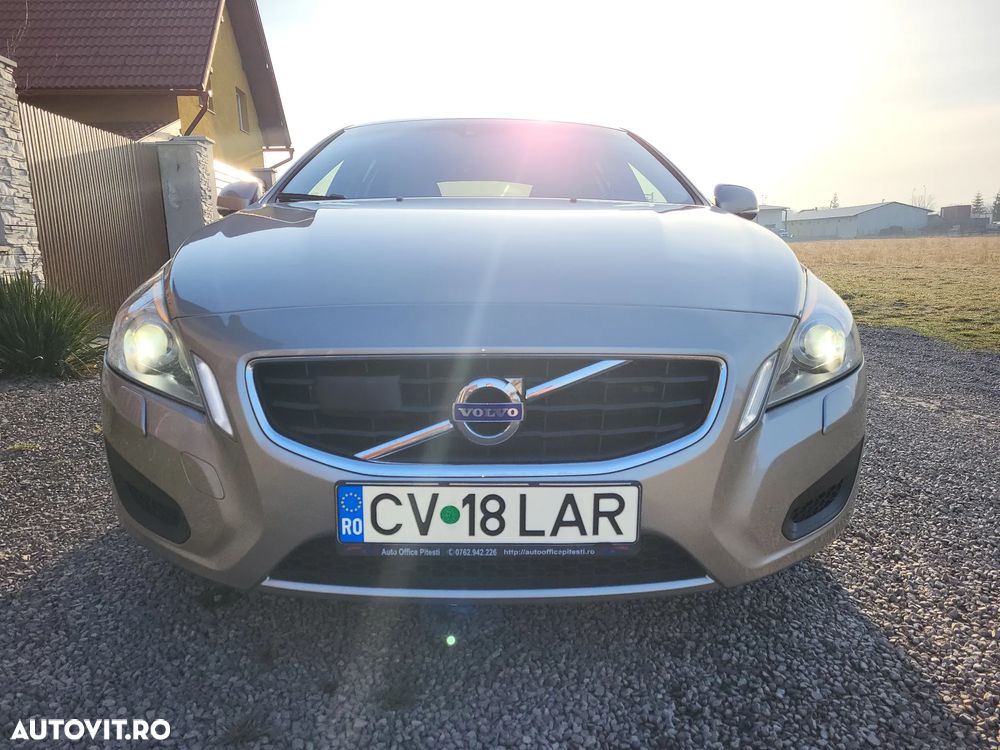 Volvo V60 D3 Start-Stop Basic - 4