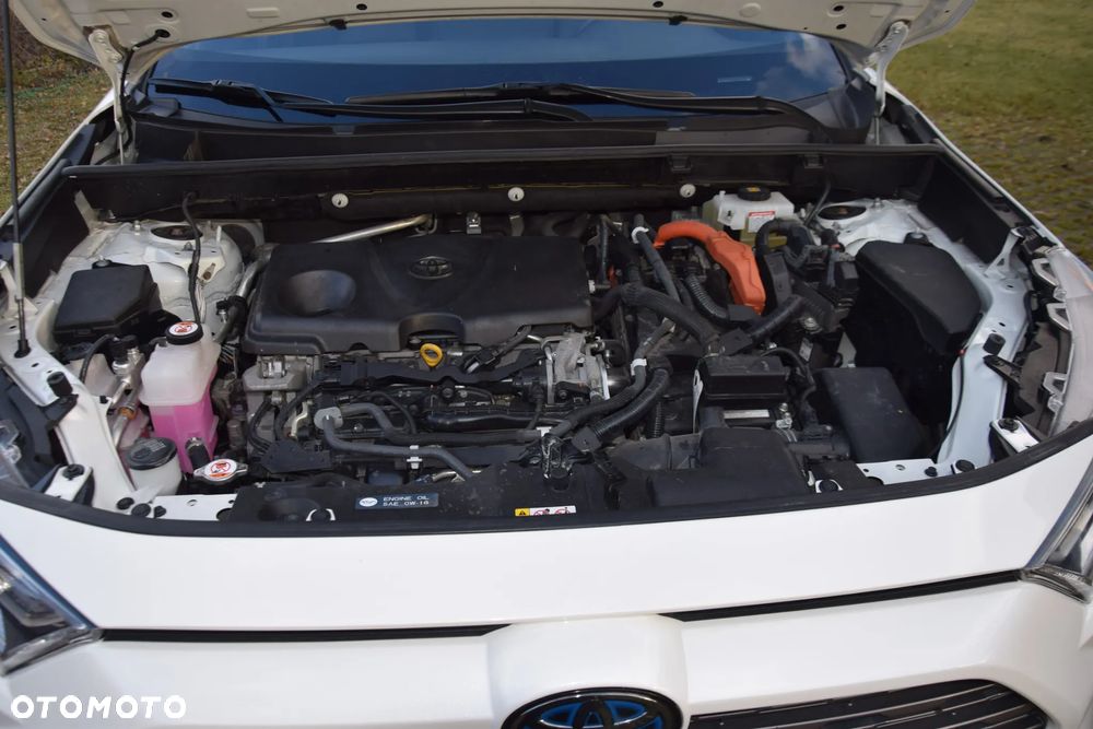 Toyota RAV4 - 16