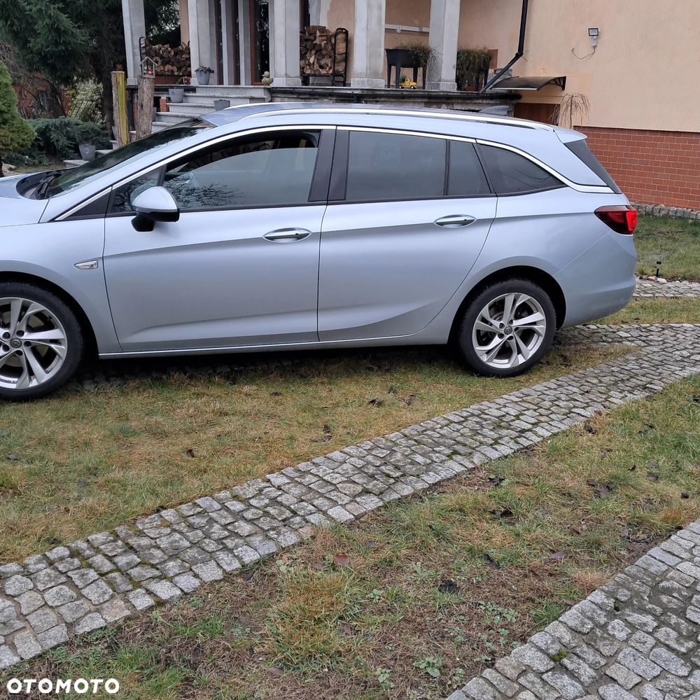 Opel Astra 1.6 D (CDTI) Start/Stop Dynamic - 10