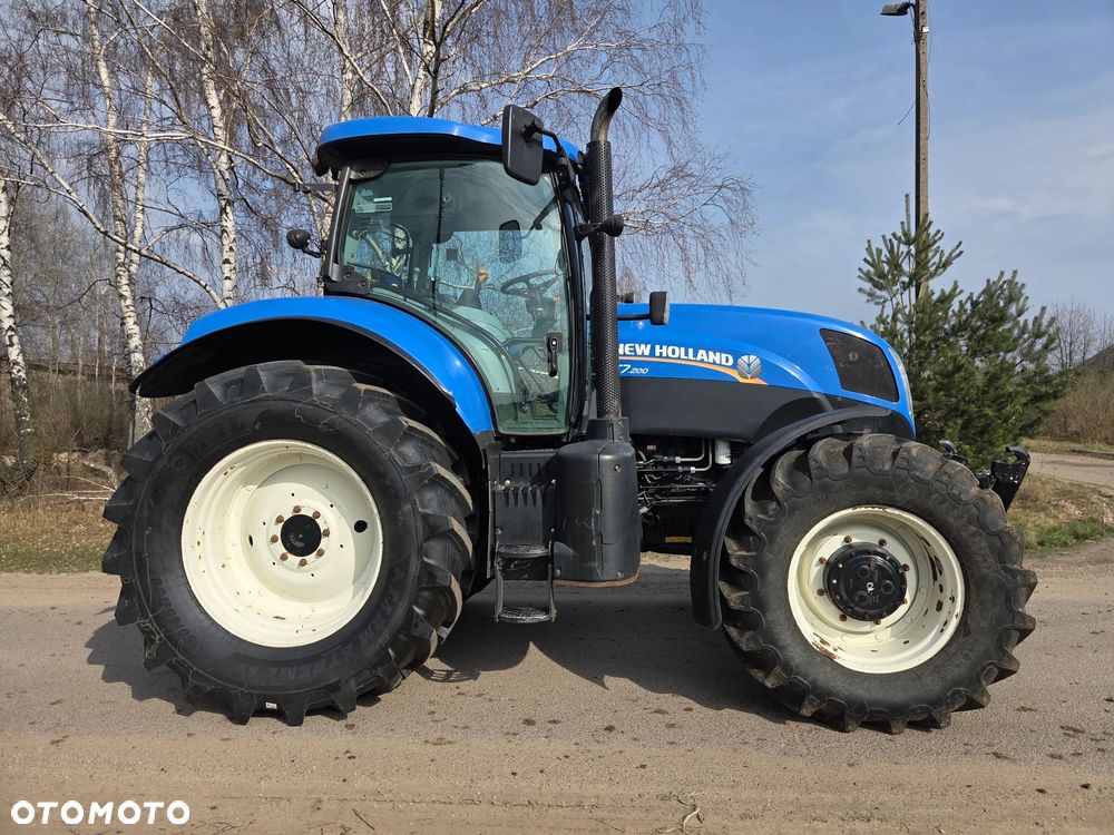 New Holland T7.200 - 4