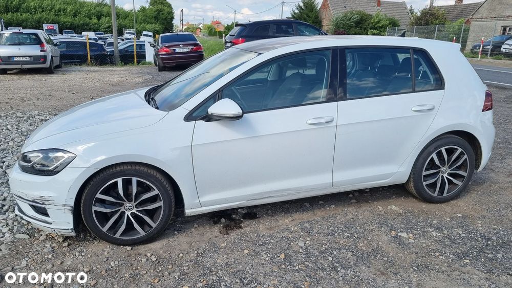 Volkswagen Golf 2.0 TDI (BlueMotion Technology) DSG Comfortline - 4