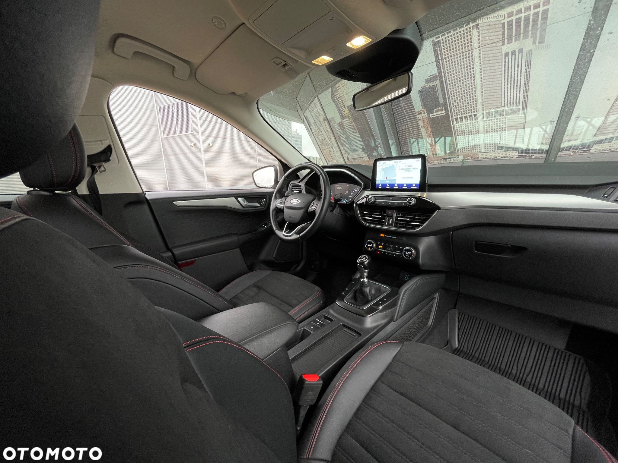 Ford Kuga 1.5 EcoBoost FWD Titanium X - 29