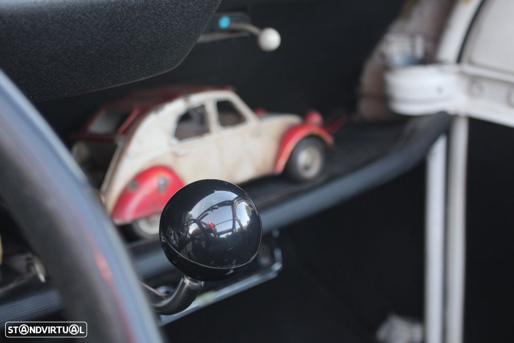 Citroën 2CV - 24