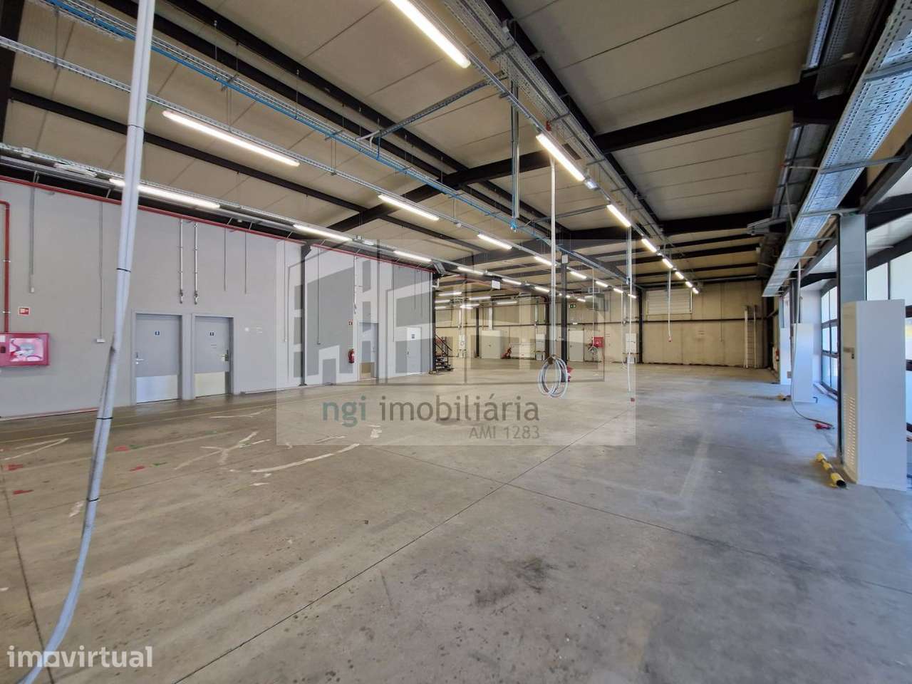 Armazém Industrial  e serviços | Frielas - Loures - Grande imagem: 2/56