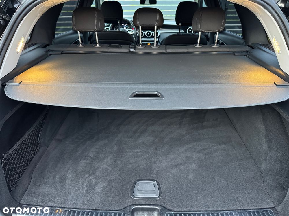 Mercedes-Benz GLC - 31