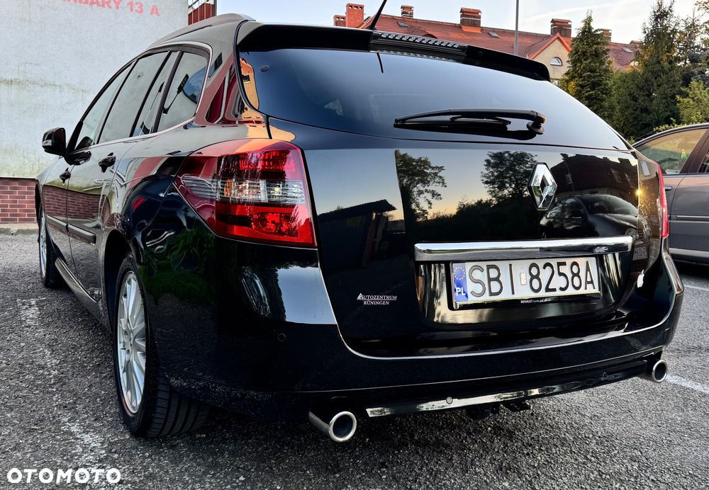 Renault Laguna dCi 175 FAP Initiale - 19