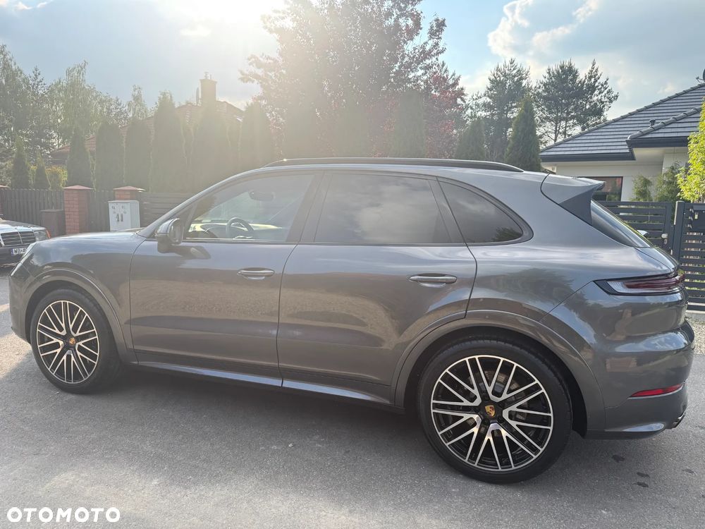 Porsche Cayenne - 5