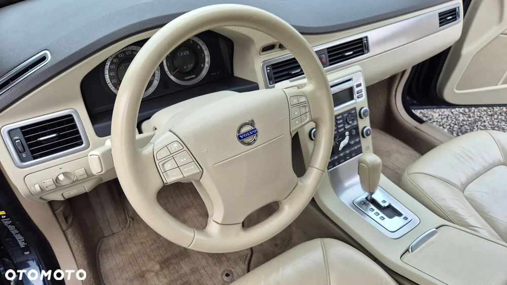 Volvo V70 T6 AWD Momentum - 20