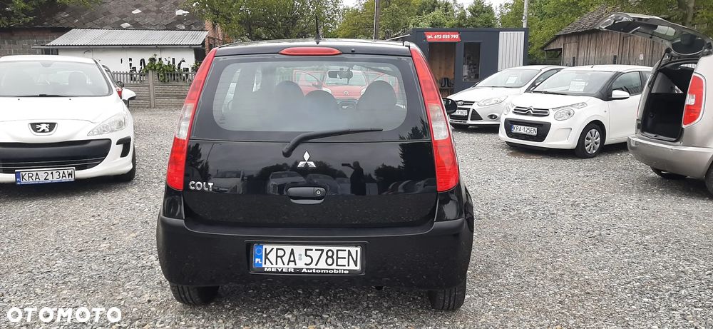 Mitsubishi Colt - 15