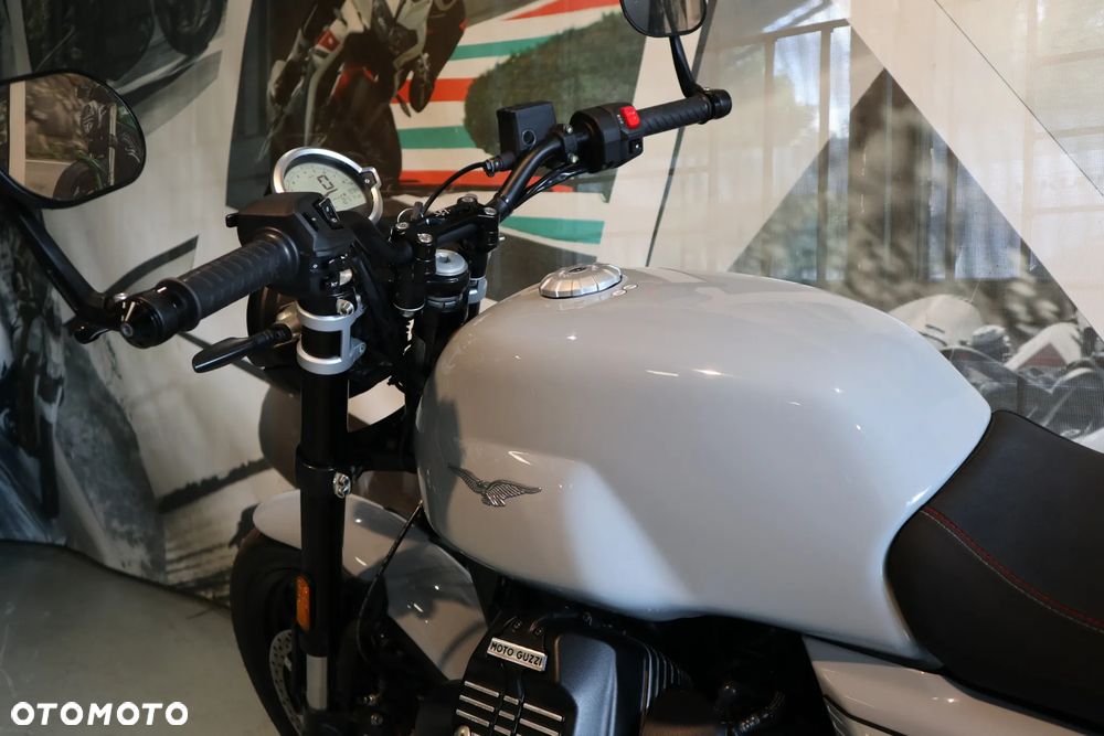 Moto Guzzi V7 - 9