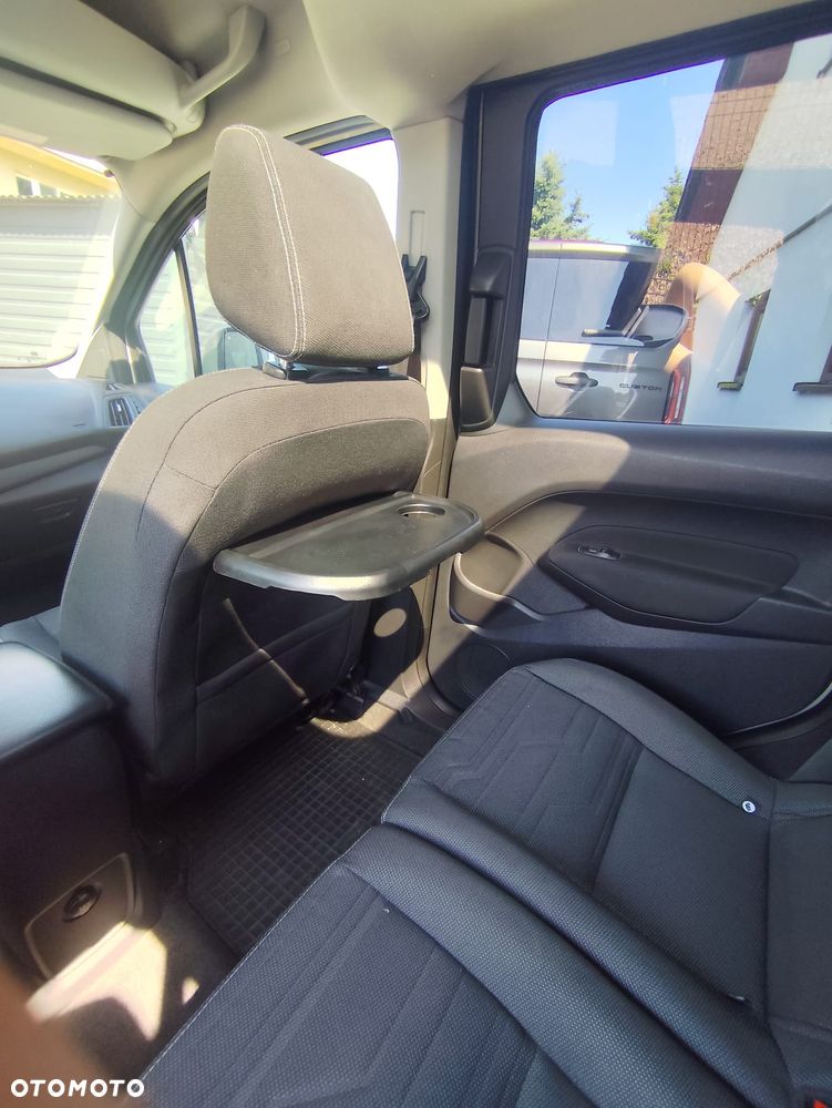 Ford Tourneo Connect 1.5 TDCi Titanium - 11