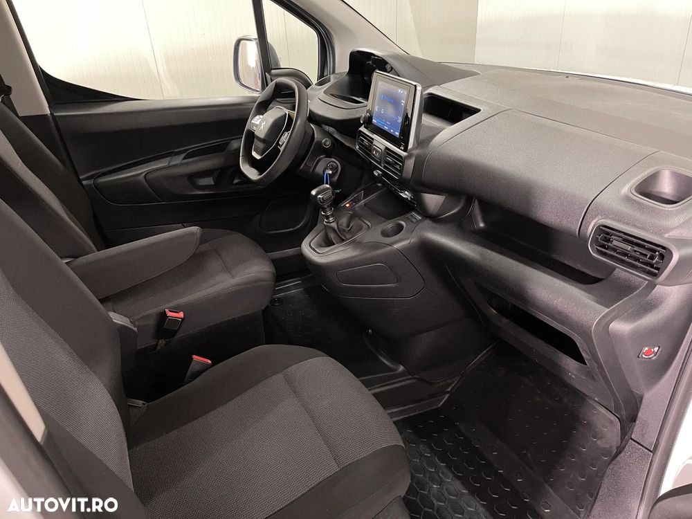 Peugeot Partner - 8