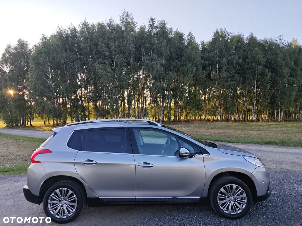 Peugeot 2008 120 VTI Automatik Active - 10