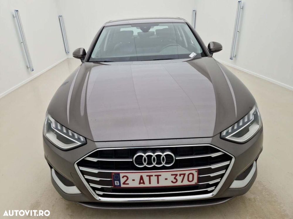 Audi A4 2.0 TDI S tronic - 2
