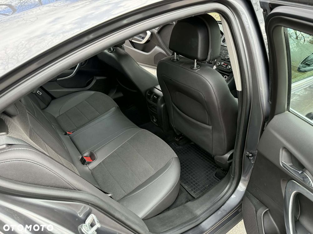 Opel Insignia 2.0 CDTI Cosmo - 8