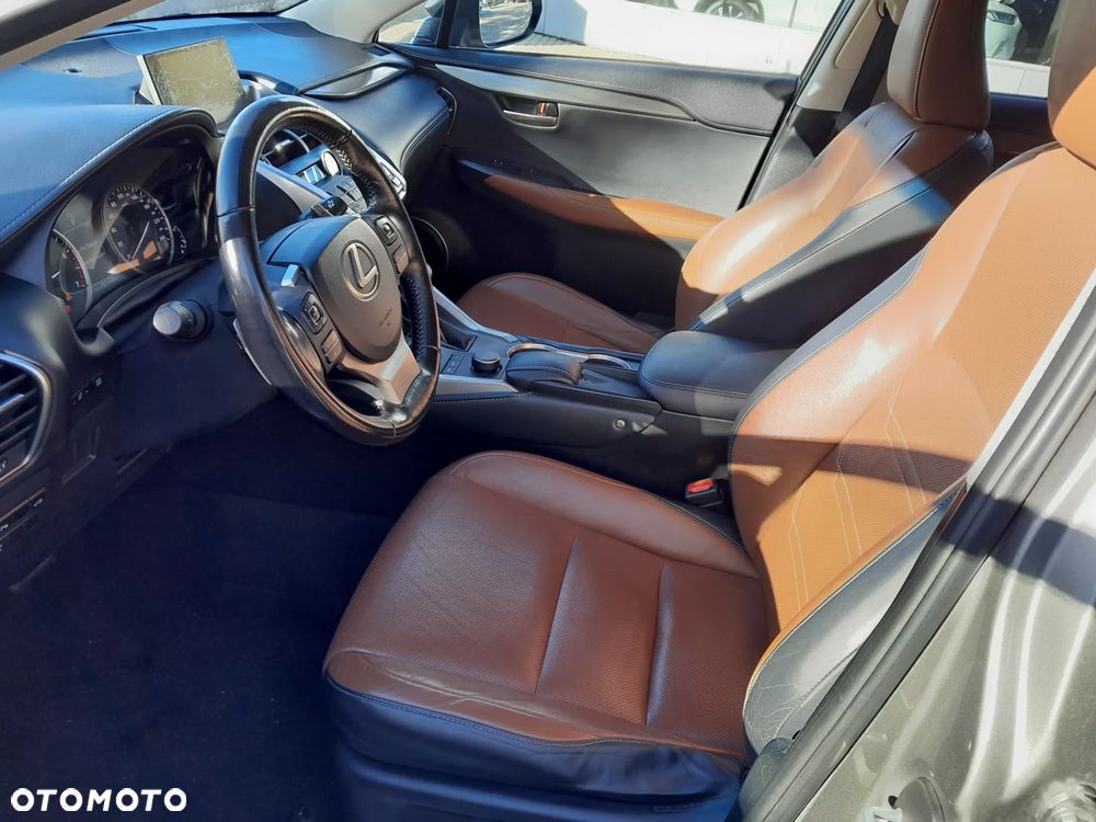 Lexus NX 200t Comfort AWD - 10