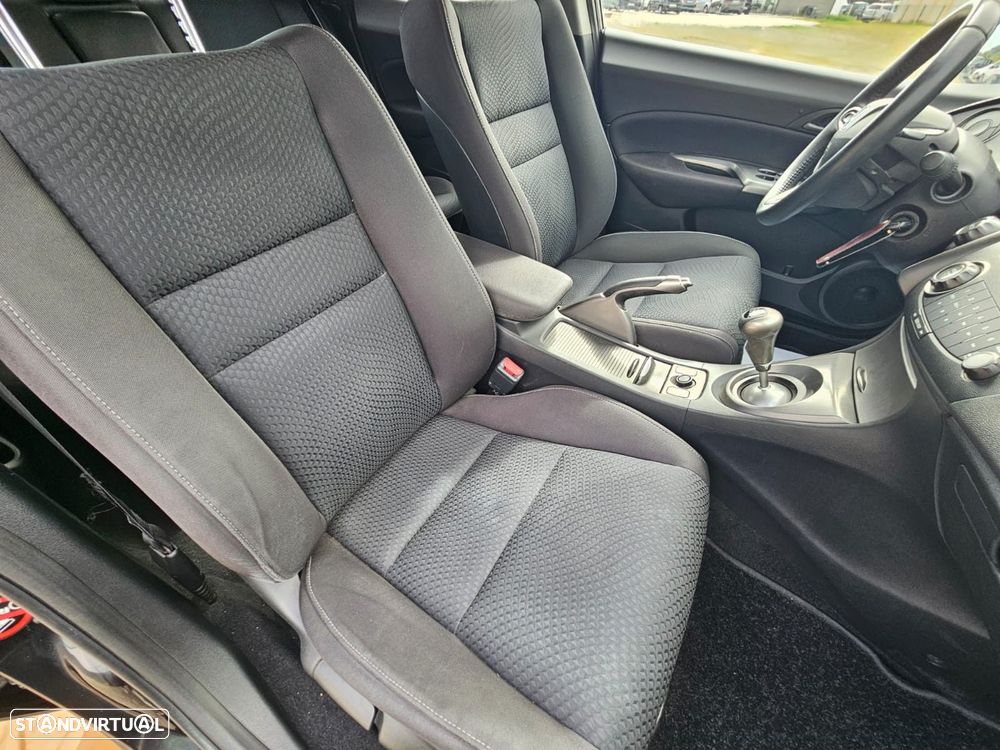 Honda Civic 1.4 i-VTEC Elegance - 25