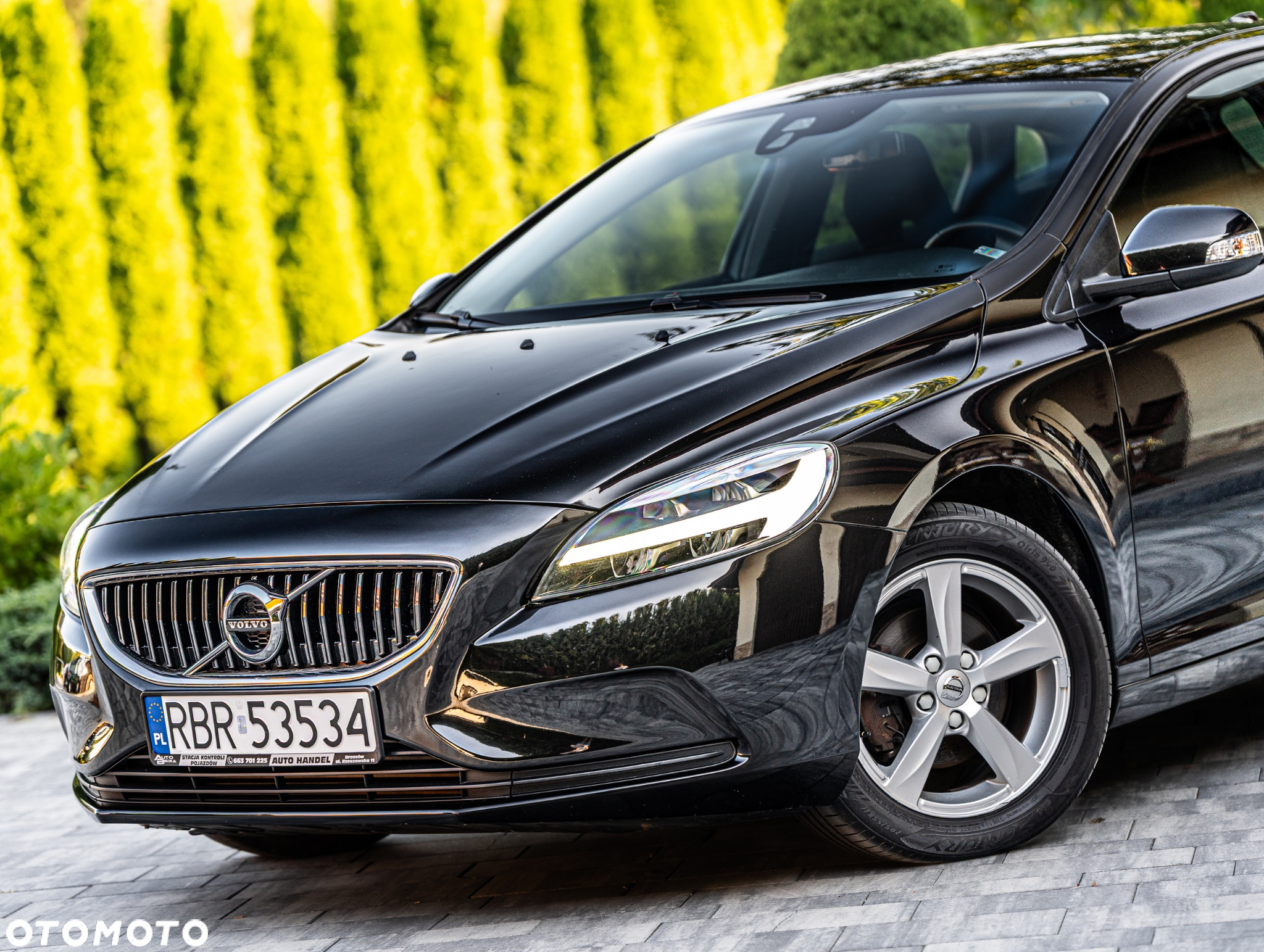 Volvo V40 D2 Drive-E Momentum - 11