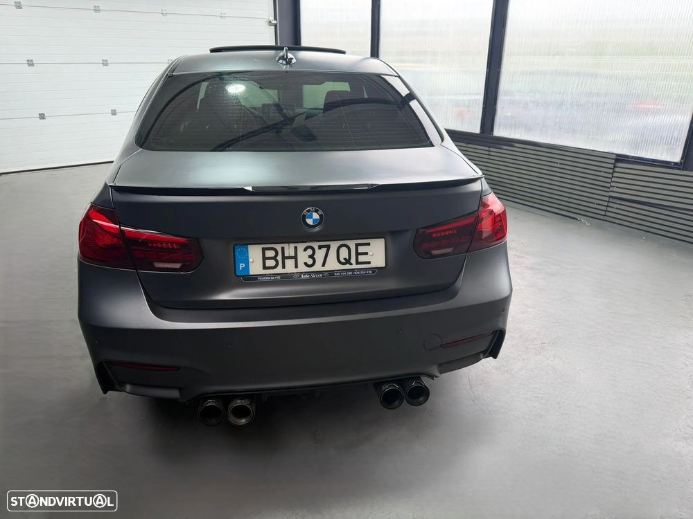 BMW 320 d xDrive Sport Line - 8