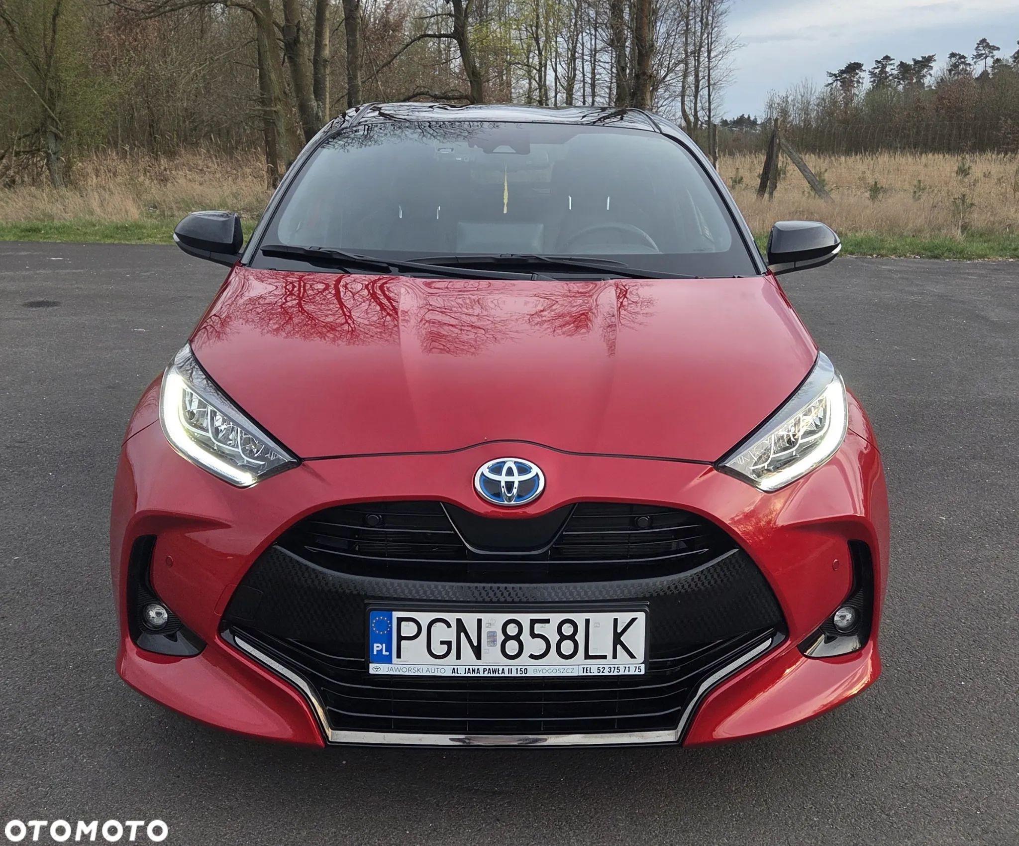 Toyota Yaris Hybrid 1.5 Selection Style - 1