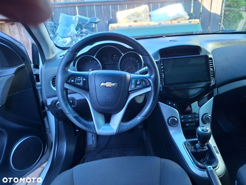 Chevrolet Cruze 1.8 LT - 7