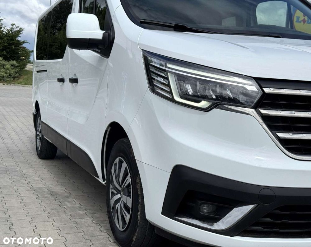 Renault Trafic - 12
