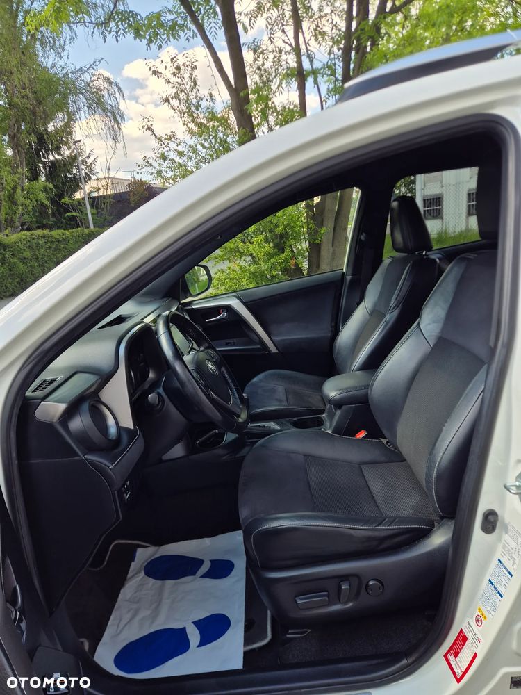 Toyota RAV4 2.5 4x4 Executive - 13