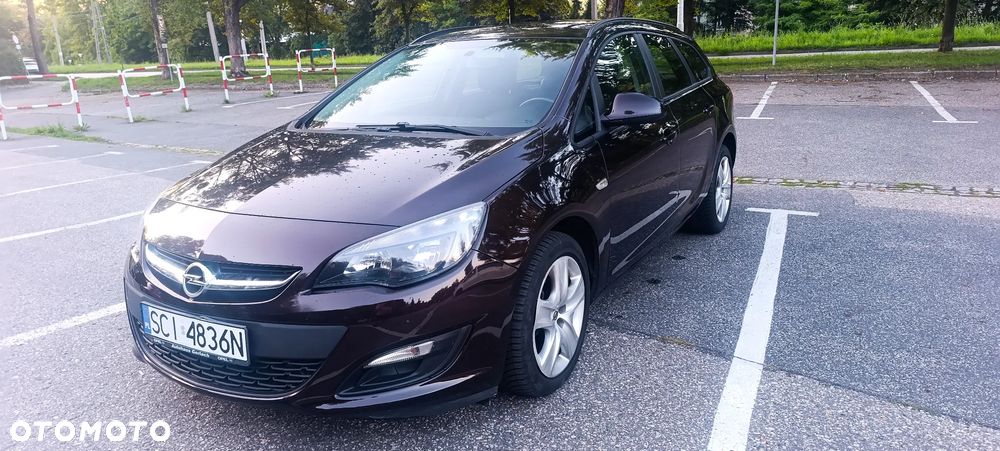 Opel Astra 1.4 Turbo Exklusiv - 6