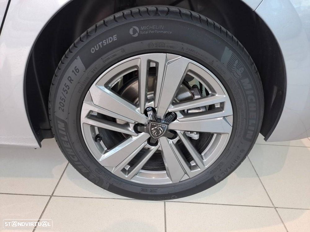 Peugeot 308 1.5 BlueHDi Style EAT8 - 11