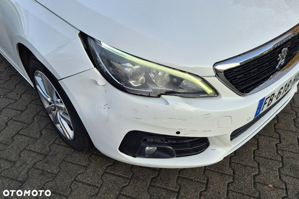 Peugeot 308 BlueHDi FAP 130 EAT8 Stop & Start Allure Pack - 16