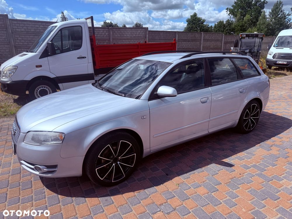 Audi A4 Avant 2.0 TDI DPF - 1