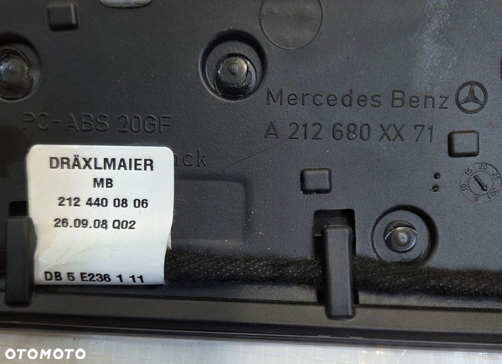 MERCEDES W212 LISTWA DEKOR KONSOLI KRATKI NAWIEWU A212680xx71 - 10